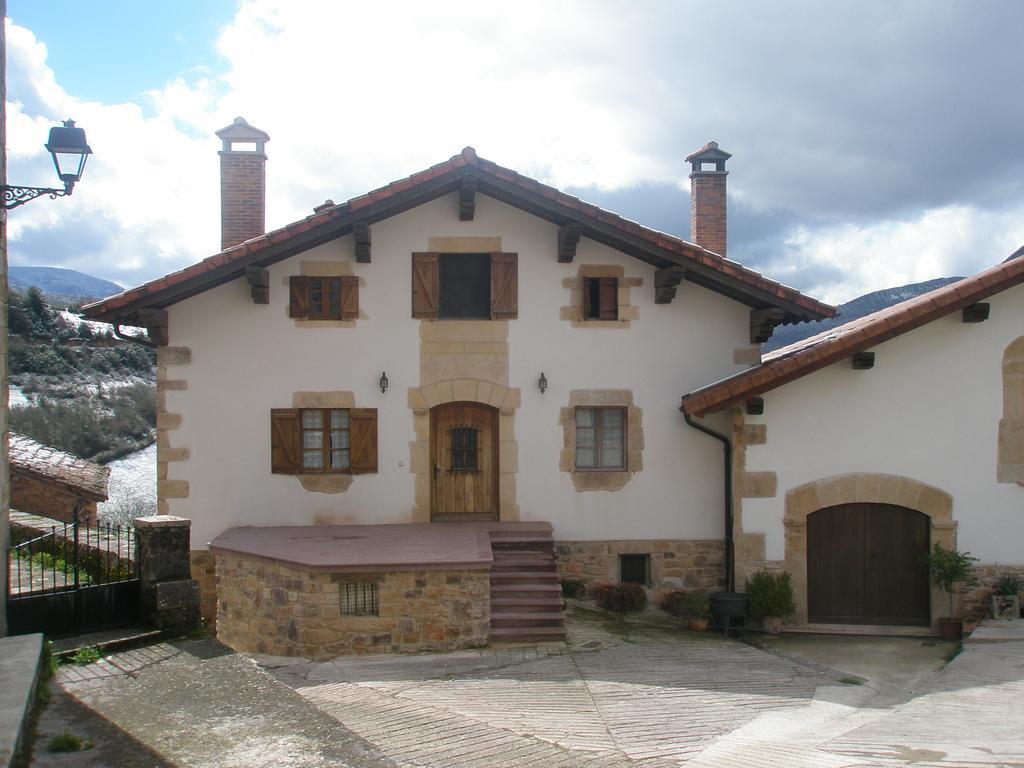 Casa Rural Parriola Villanueva de Arce Zewnętrze zdjęcie